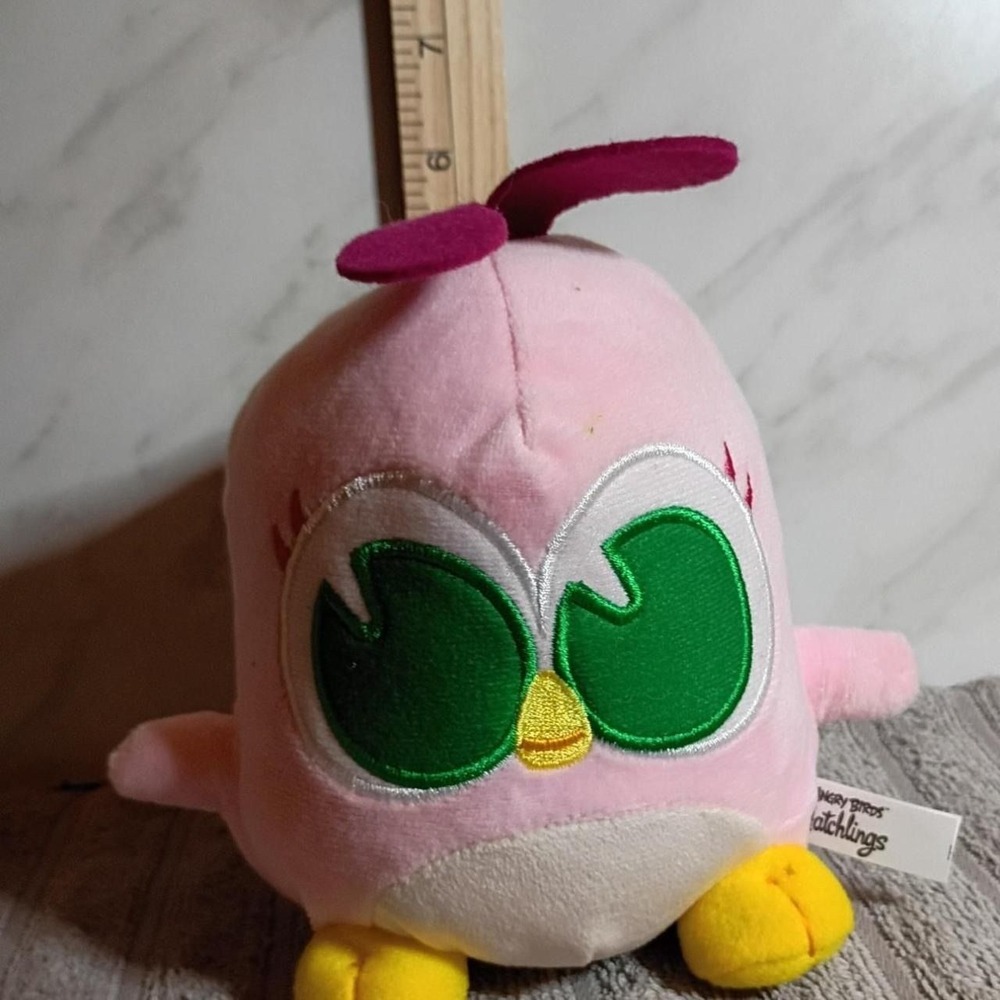 Pink Angry Birds Hatchlings plush toy